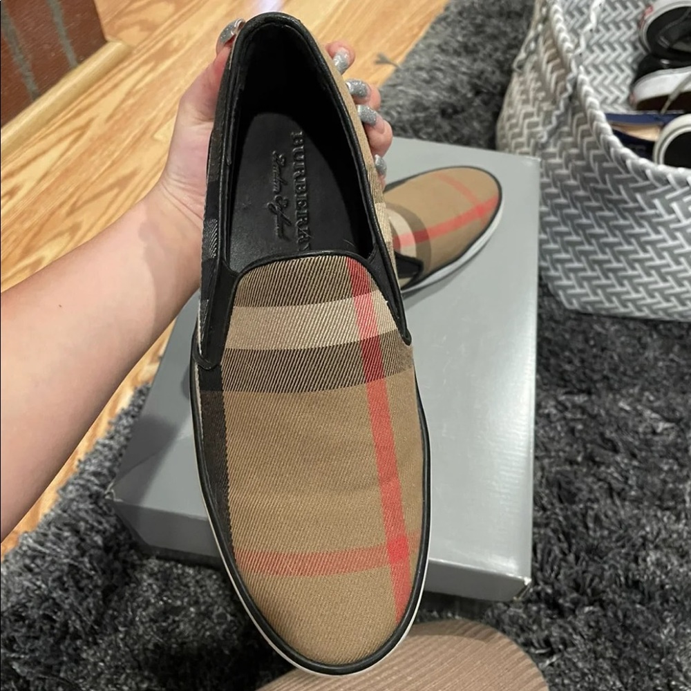 Burberry canvas sneakers - Picture 5 of 6
